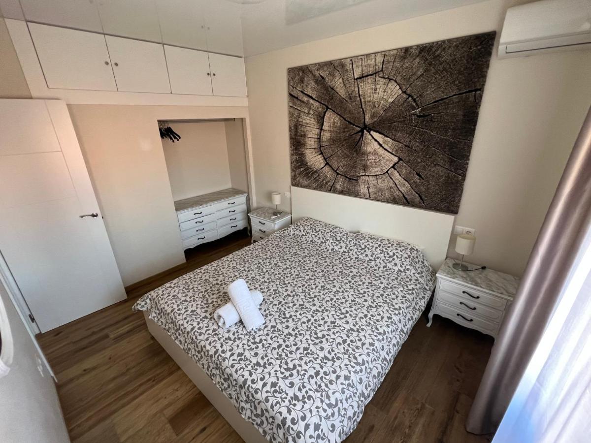 Genuar Apartments Malaga Center. Free Parking Luaran gambar