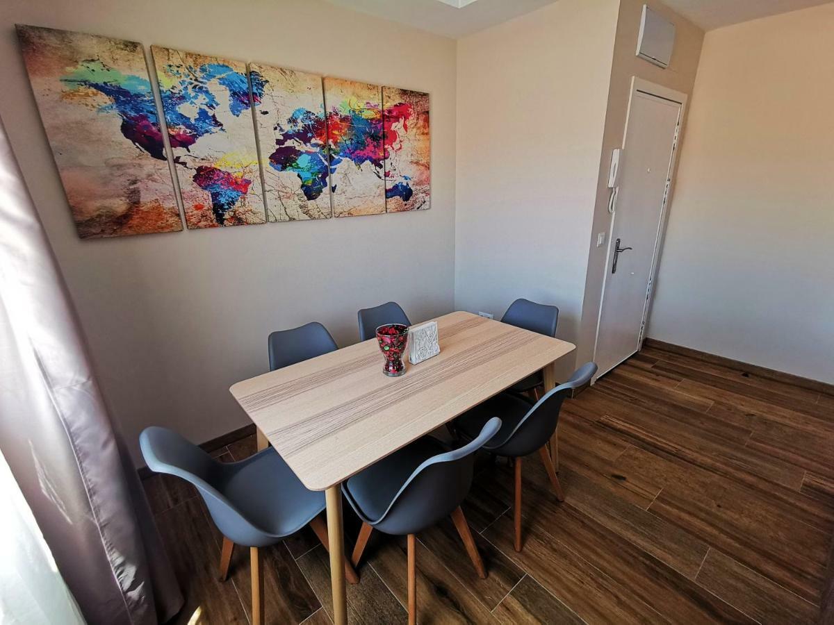 Genuar Apartments Malaga Center. Free Parking Luaran gambar